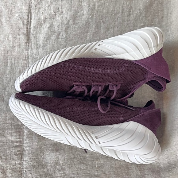 Adidas Tubular Dawn Womens Shoes Burgundy Athletic Sneakers Size 9.5 - Picture 7 of 9
